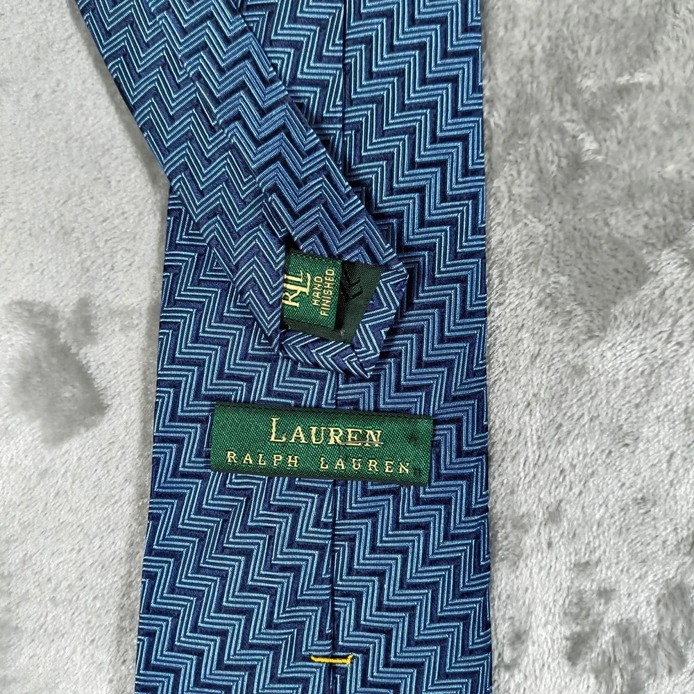 Vintage Lauren Ralph Lauren Tie Mens 55.5x3.75 Blue Geometric‎ Abstract Silk USA